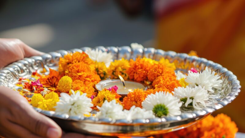 hand-holding-navratri-highly-detailed-decoration